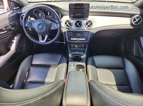 WDDSJ4EB4HN444459 2017 MERCEDES-BENZ CLA-CLASS White Вид панелі приладів