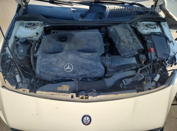 WDDSJ4EB4HN444459 2017 MERCEDES-BENZ CLA-CLASS White Вид задньої частини салону