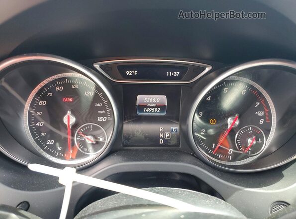 WDDSJ4EB4JN562677 2018 MERCEDES-BENZ CLA-CLASS Black Սարքավորումների վահանակի տեսք