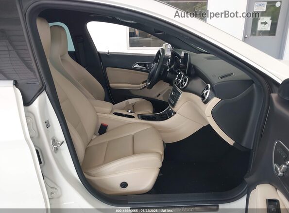 WDDSJ4EB5HN481004 2017 MERCEDES-BENZ CLA 250 White Front interior view