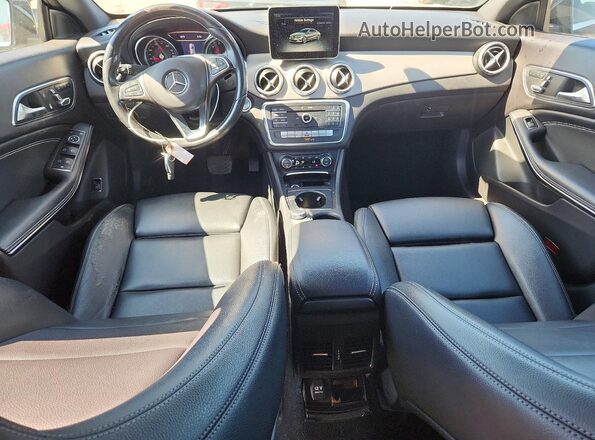 WDDSJ4EB5JN581867 2018 MERCEDES-BENZ CLA-CLASS Black Вид панелі приладів