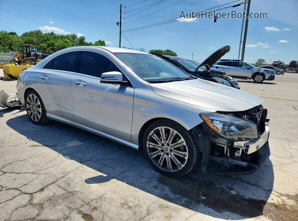 WDDSJ4EB5JN587913 2018 MERCEDES-BENZ CLA-CLASS Gray Delantero derecho