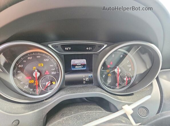 WDDSJ4EB5JN612230 2018 MERCEDES-BENZ CLA-CLASS Синий Вид щитка приборов