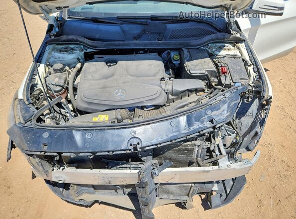 WDDSJ4EB5JN619307 2018 MERCEDES-BENZ CLA-CLASS White Rear interior view