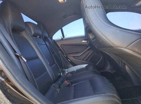 WDDSJ4EB6GN305464 2016 MERCEDES-BENZ CLA-CLASS Black უკანა სავარძლების ხედი