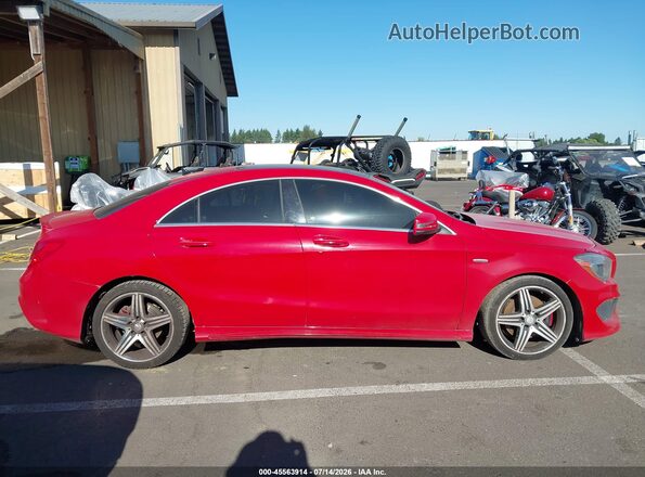 WDDSJ4EB6GN386935 2016 MERCEDES-BENZ CLA 250 Красный Вид задней части салона