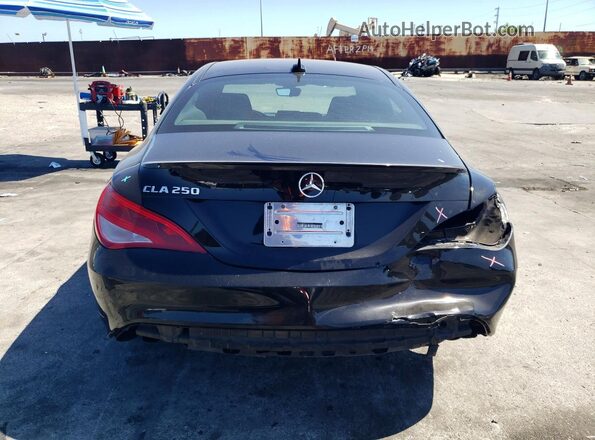 WDDSJ4EB6JN602144 2018 MERCEDES-BENZ CLA-CLASS Black Вид ззаду