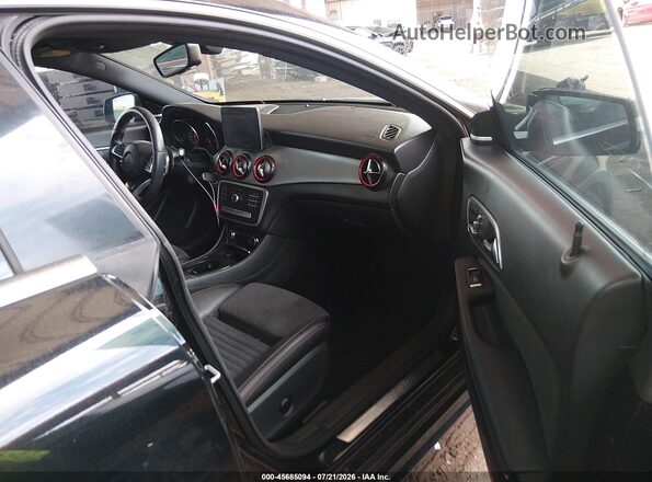 WDDSJ4EB6JN603567 2018 MERCEDES-BENZ CLA 250 Black Widok wnętrza z przodu