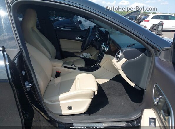 WDDSJ4EB6KN713830 2019 MERCEDES-BENZ CLA 250 Черный Вид салона спереди