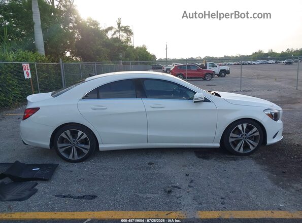 WDDSJ4EB6KN719028 2019 MERCEDES-BENZ CLA 250 White Вид задньої частини салону