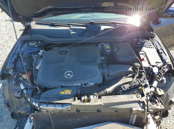 WDDSJ4EB8JN627921 2018 MERCEDES-BENZ CLA-CLASS Blue Вид задньої частини салону