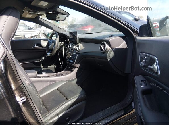 WDDSJ4EB8KN699137 2019 MERCEDES-BENZ CLA 250 Черный Вид салона спереди