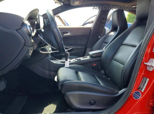 WDDSJ4EB9HN429472 2017 MERCEDES-BENZ CLA-CLASS Red Вид салону спереду