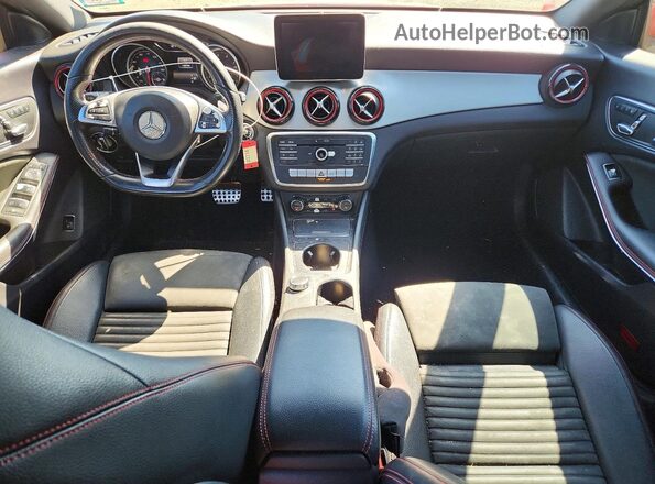 WDDSJ4EB9HN460530 2017 MERCEDES-BENZ CLA-CLASS Red Vista del salpicadero