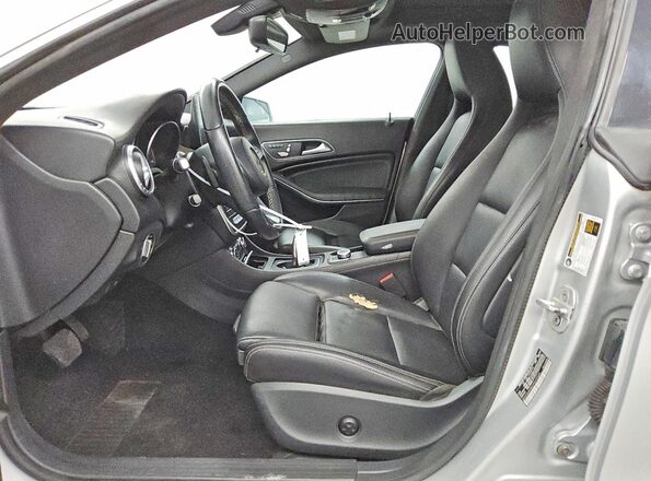 WDDSJ4EB9JN545504 2018 MERCEDES-BENZ CLA-CLASS Silver Սալոնի դիմացի տեսք