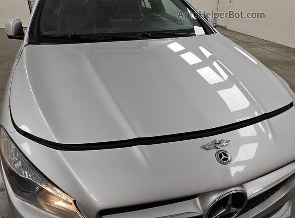 WDDSJ4EB9JN545504 2018 MERCEDES-BENZ CLA-CLASS Silver Սալոնի 360 աստիճան տեսք