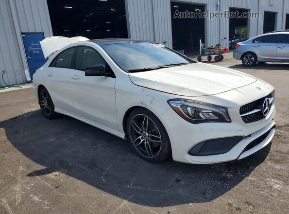 WDDSJ4EB9JN574985 2018 MERCEDES-BENZ CLA-CLASS White Delantero derecho