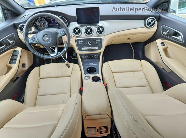 WDDSJ4EB9KN724420 2019 MERCEDES-BENZ CLA-CLASS White Առջևի վահանակի տեսք