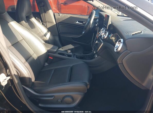 WDDSJ4EBXGN377641 2016 MERCEDES-BENZ CLA 250 Black Vista interior delantera