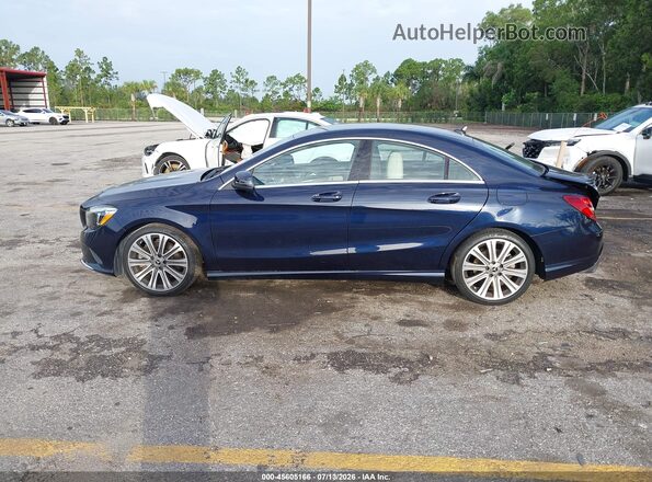 WDDSJ4EBXJN602213 2018 MERCEDES-BENZ CLA 250 Navy Vista interior de 360 grados