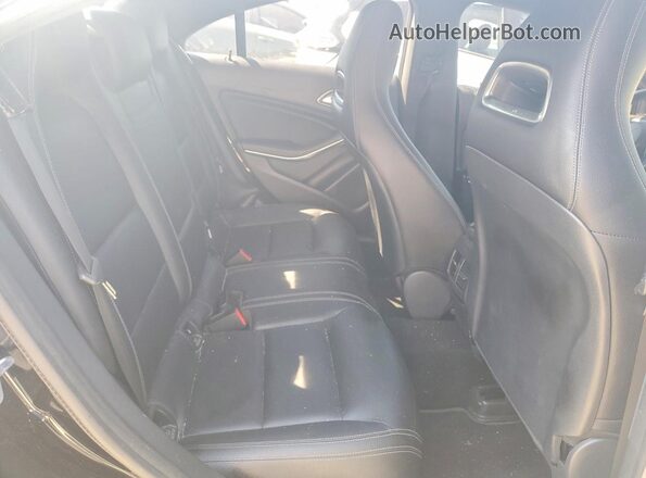 WDDSJ4EBXJN662749 2018 MERCEDES-BENZ CLA-CLASS Black Հետևի նստատեղերի տեսք
