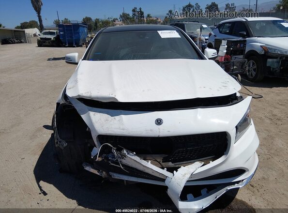 WDDSJ4EBXJN696643 2018 MERCEDES-BENZ CLA 250 White Սարքավորումների վահանակի տեսք
