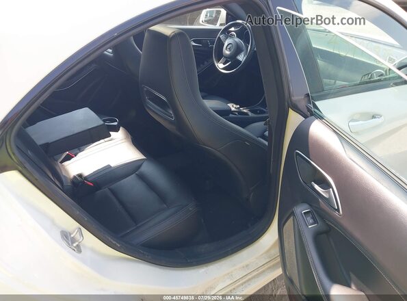 WDDSJ4GB9JN593484 2018 MERCEDES-BENZ CLA 250 White Widok naklejki z numerem VIN