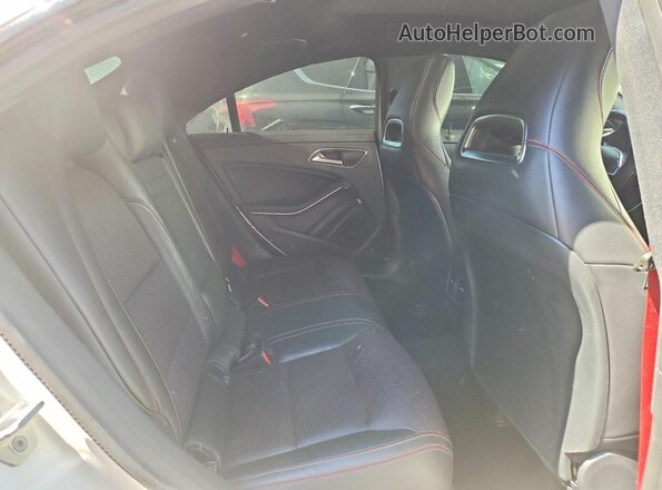 WDDSJ5CB6JN550197 2018 MERCEDES-BENZ CLA-CLASS White Вид задніх сидінь