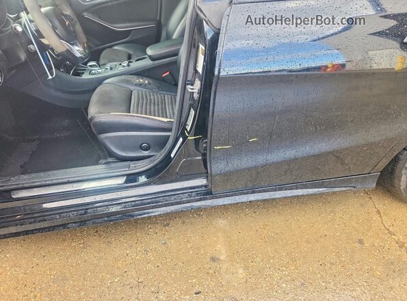 WDDSJ5CBXJN618744 2018 MERCEDES-BENZ CLA-CLASS Black ძრავის განყოფილების ხედი