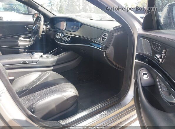 WDDUG7JB3HA296634 2017 MERCEDES-BENZ AMG S 63 Silver Vista interior delantera