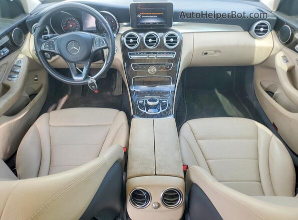 WDDWF4JB0HR306726 2017 MERCEDES-BENZ C White Widok deski rozdzielczej