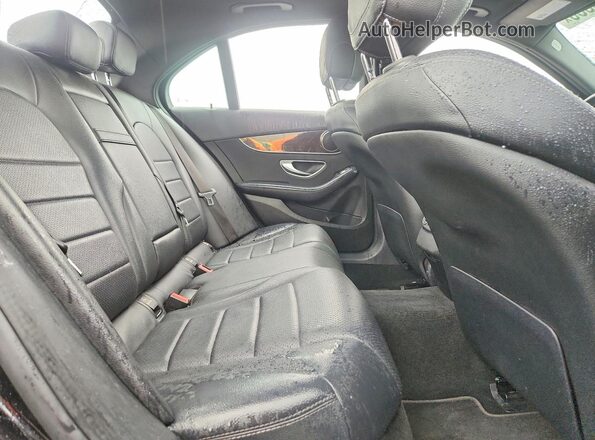 WDDWF4JB1JR402239 2018 MERCEDES-BENZ C Black Widok tylnych siedzeń