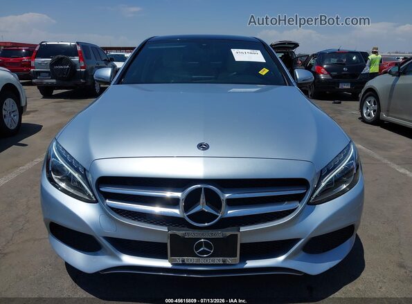 WDDWF4JB8JR400648 2018 MERCEDES-BENZ C-CLASS Light Blue Vista del cuadro de instrumentos
