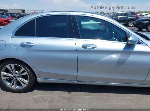 WDDWF4JB8JR400648 2018 MERCEDES-BENZ C-CLASS Light Blue Vista interior trasera