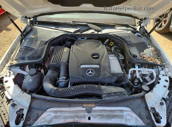 WDDWF4KB0GR179666 2016 MERCEDES-BENZ C White Widok wnętrza z tyłu