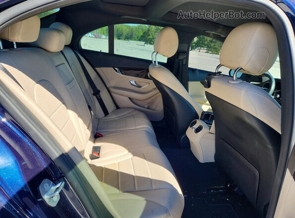 WDDWF4KB2JR413295 2018 MERCEDES-BENZ C Blue Vista de los asientos traseros