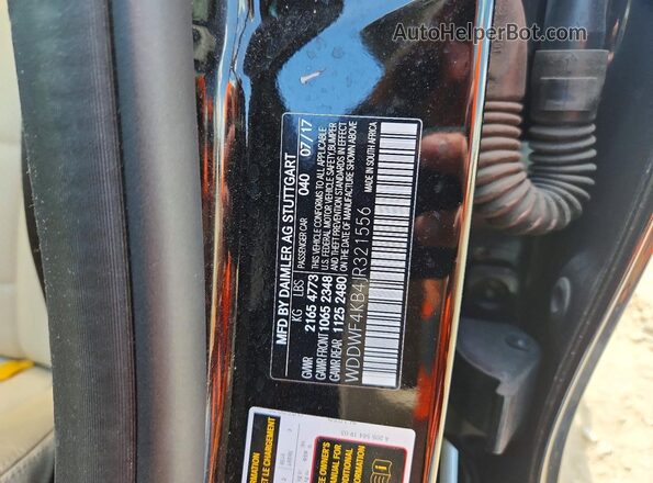 WDDWF4KB4JR321556 2018 MERCEDES-BENZ C Black Widok komory silnika