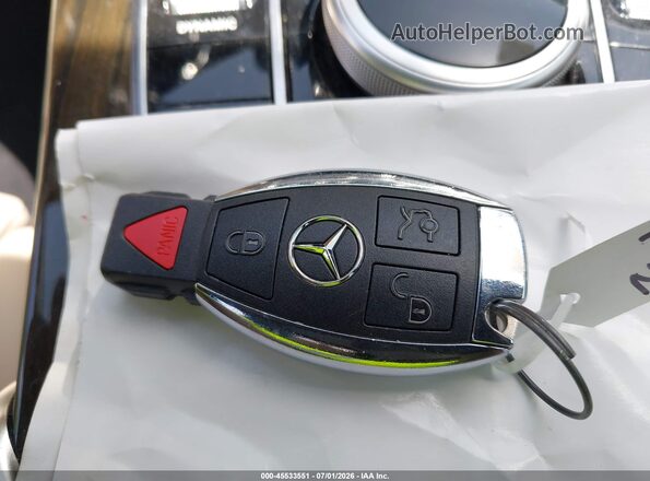 WDDWF4KBXJR346297 2018 MERCEDES-BENZ C-CLASS Белый Вид панели приборов
