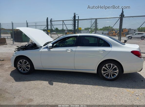 WDDWF4KBXJR346297 2018 MERCEDES-BENZ C-CLASS Белый Панорамный вид салона 360°