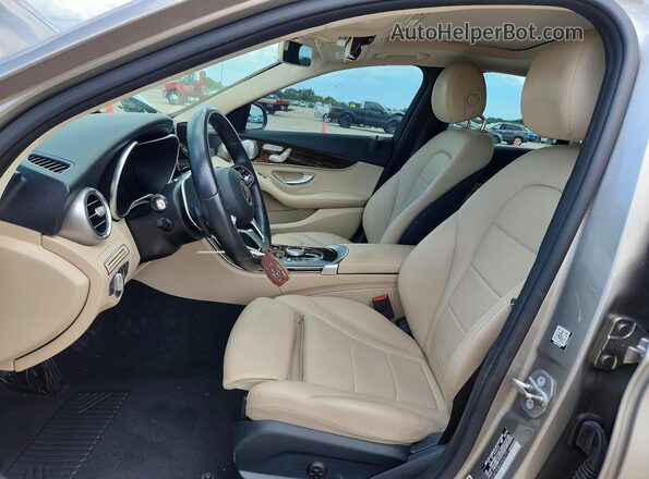 WDDWF8DB2LR526770 2020 MERCEDES-BENZ C Tan Front interior view