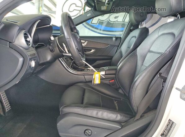 WDDWF8DB4LR527306 2020 MERCEDES-BENZ C White Vista interior delantera