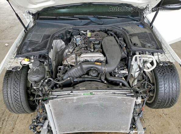 WDDWF8DB4LR527306 2020 MERCEDES-BENZ C White Vista interior trasera