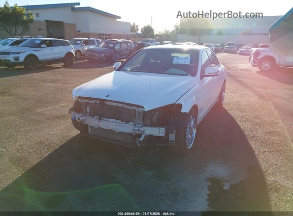 WDDWF8DB4LR557390 2020 MERCEDES-BENZ C-CLASS White წინა ხედი