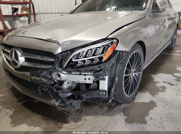 WDDWF8EB0KR517627 2019 MERCEDES-BENZ C-CLASS Серебряный Вид спереди
