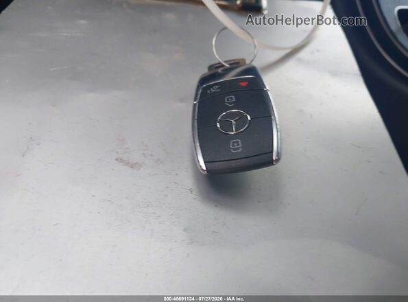 WDDWF8EB7LR563988 2020 MERCEDES-BENZ C-CLASS Белый Вид панели приборов