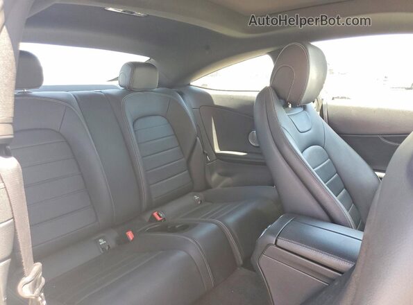 WDDWJ4JB1JF664231 2018 MERCEDES-BENZ C White Vista de los asientos traseros