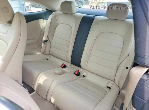 WDDWJ4JB2HF520357 2017 MERCEDES-BENZ C White უკანა სავარძლების ხედი