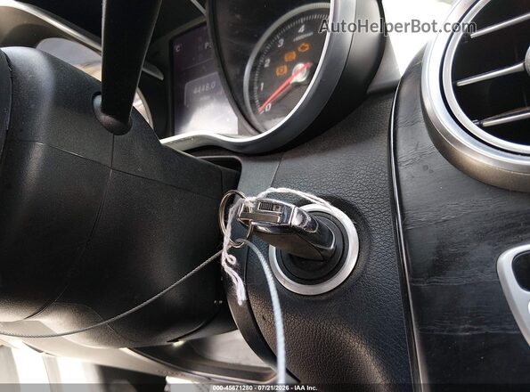WDDWJ4JB3HF361347 2017 MERCEDES-BENZ C-CLASS Белый Вид панели приборов