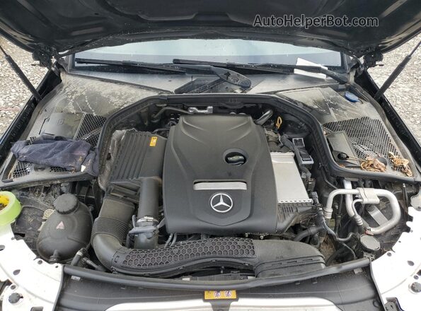 WDDWJ4JB4JF744638 2018 MERCEDES-BENZ C Black Vista interior trasera