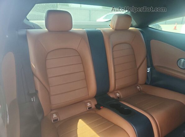 WDDWJ4JB7HF408461 2017 MERCEDES-BENZ C Красный Вид задних сидений